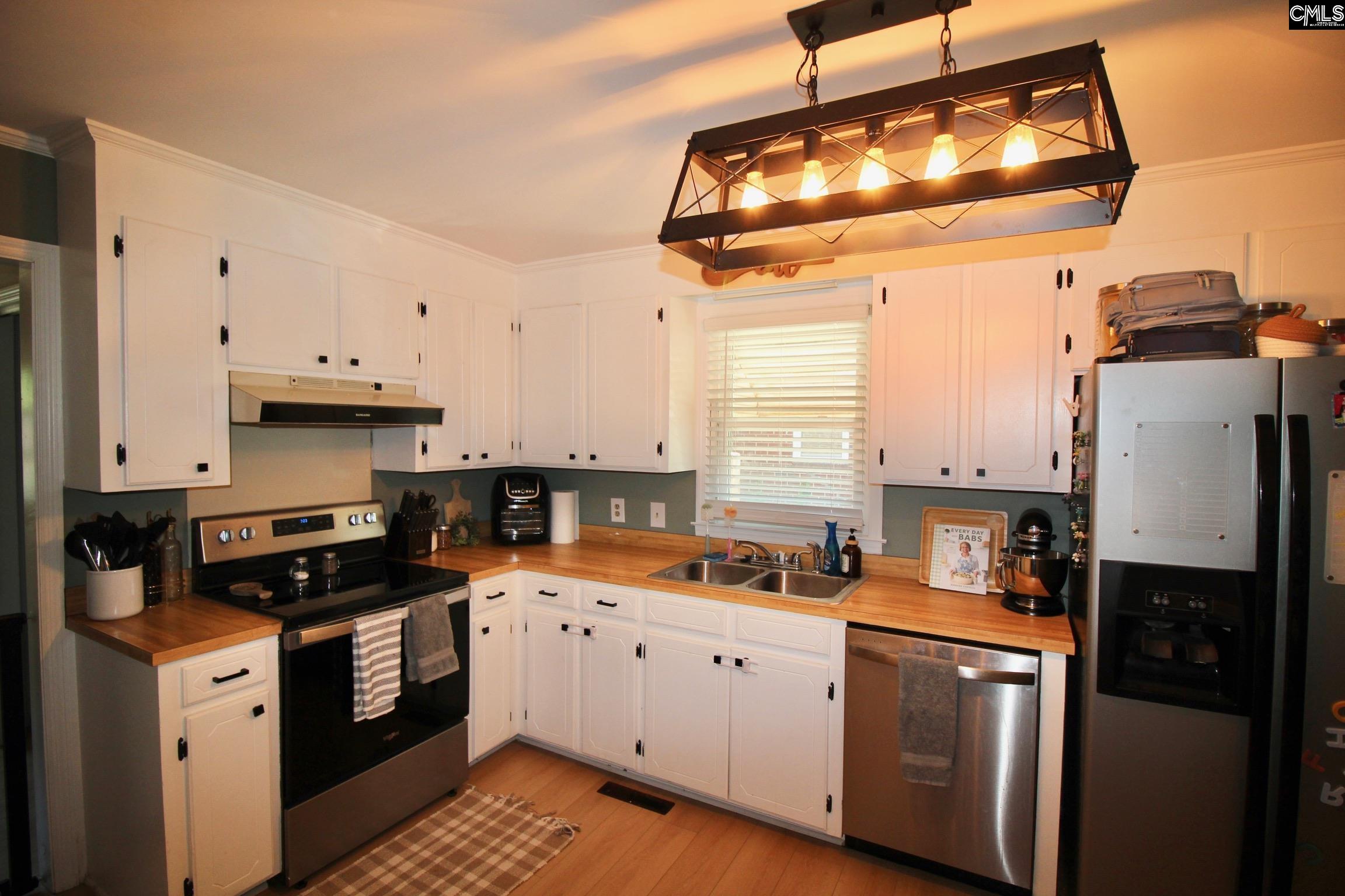 1209 Pine Street Cayce, SC 29033 - Photo 11 of 29