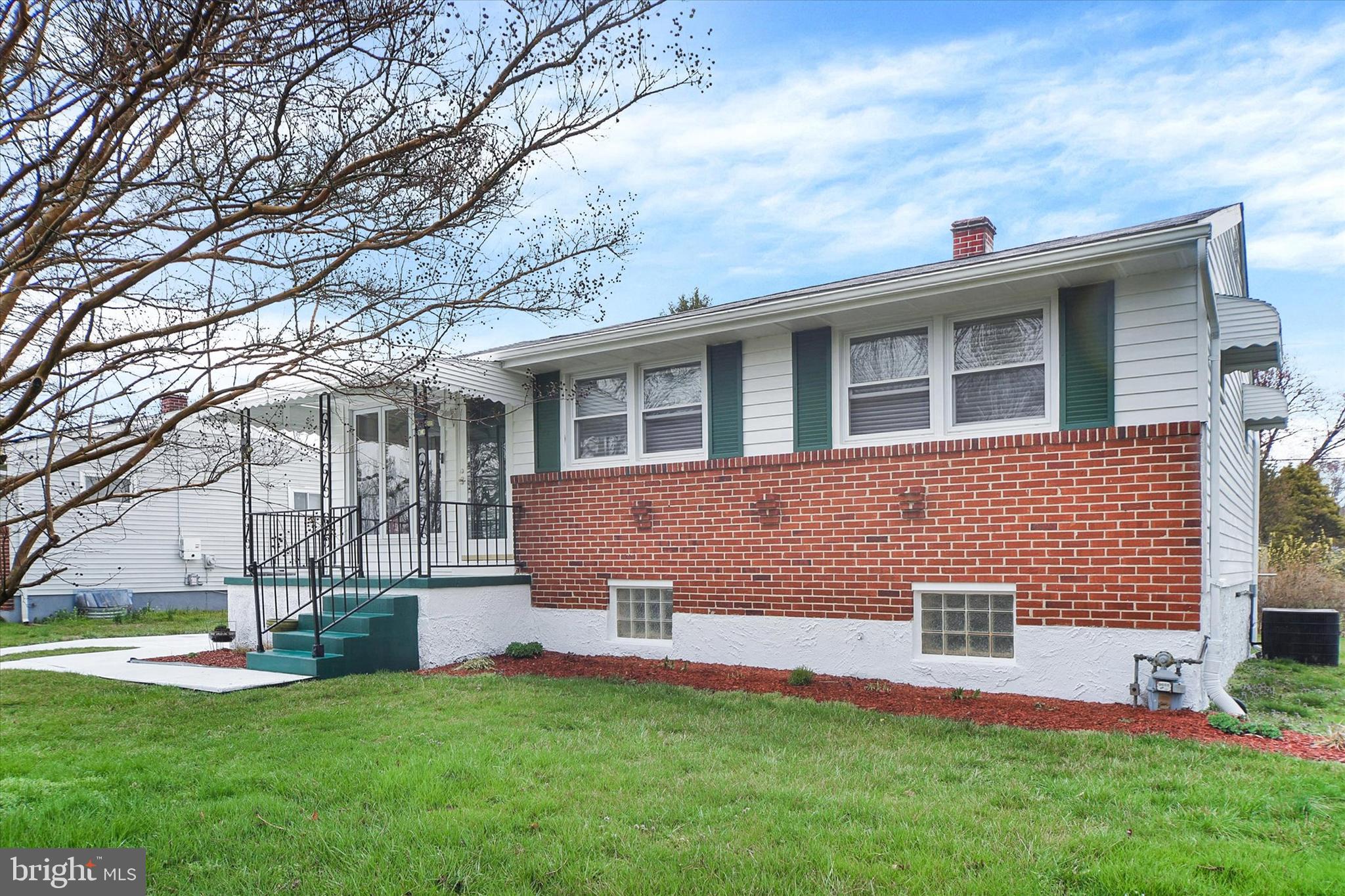 7306 Dooman Road Windsor Mill, MD 21244 - Photo 3 of 27