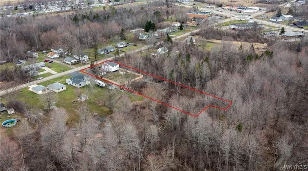 $549,000 | 789 Lake Street, Evans, NY 14006