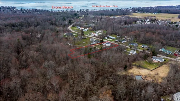 $519,900 | 789 Lake Street, Evans, NY 14006