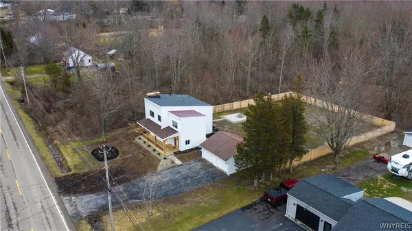 $549,000 | 789 Lake Street, Evans, NY 14006