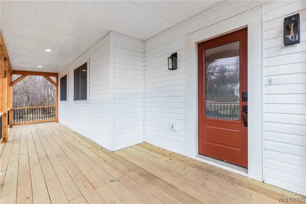 $549,000 | 789 Lake Street, Evans, NY 14006