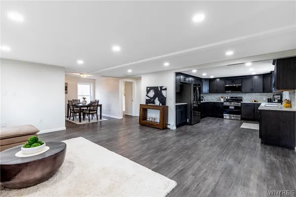 $549,000 | 789 Lake Street, Evans, NY 14006