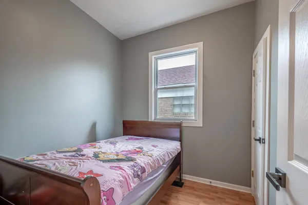 $324,900 | 3024 East Avenue, Berwyn, IL 60402