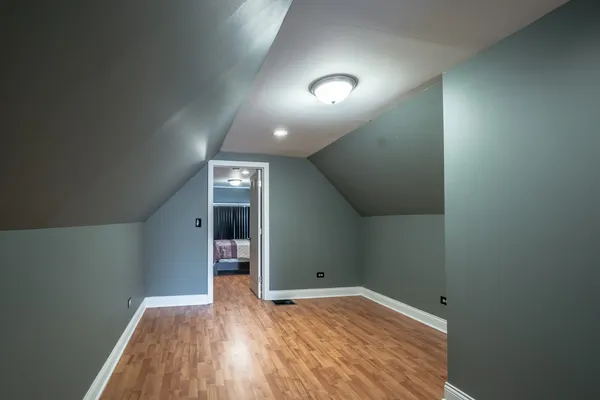 $324,900 | 3024 East Avenue, Berwyn, IL 60402