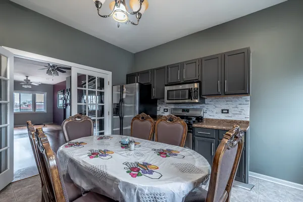 $324,900 | 3024 East Avenue, Berwyn, IL 60402