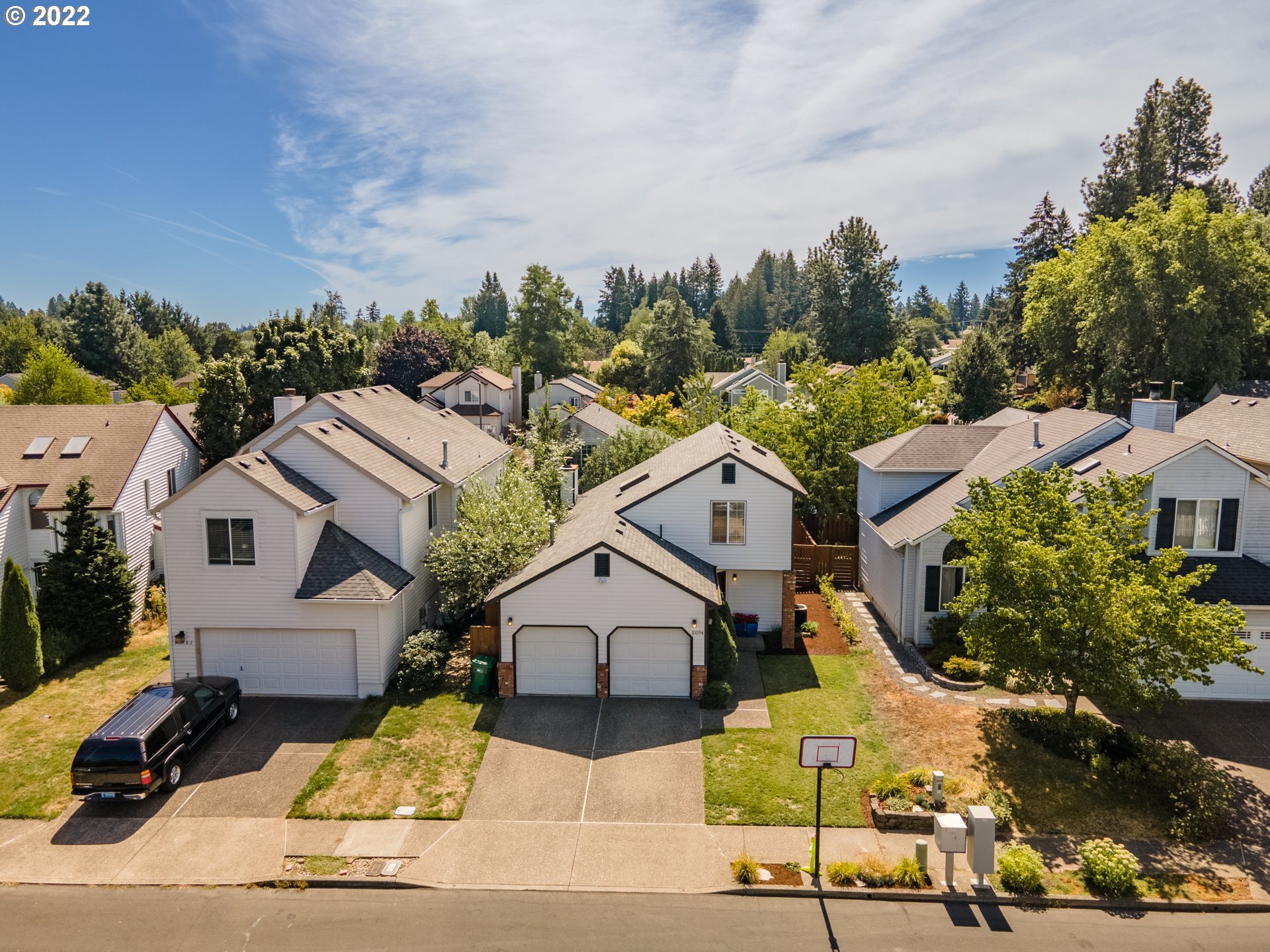 10594 Southwest Windsor Court Tigard, OR 97223 - Photo 28 of 31 an aerial view of a house