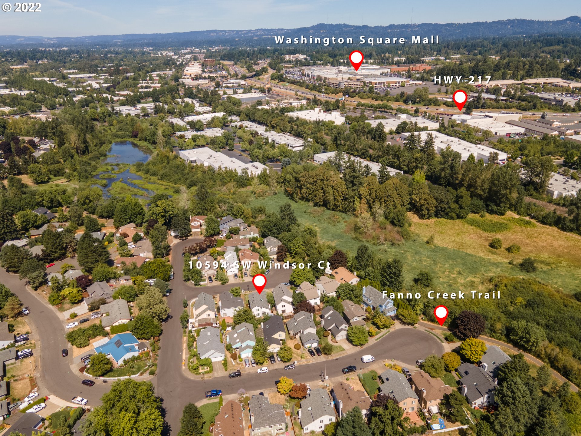 10594 Southwest Windsor Court Tigard, OR 97223 - Photo 31 of 31 an aerial view of multiple house