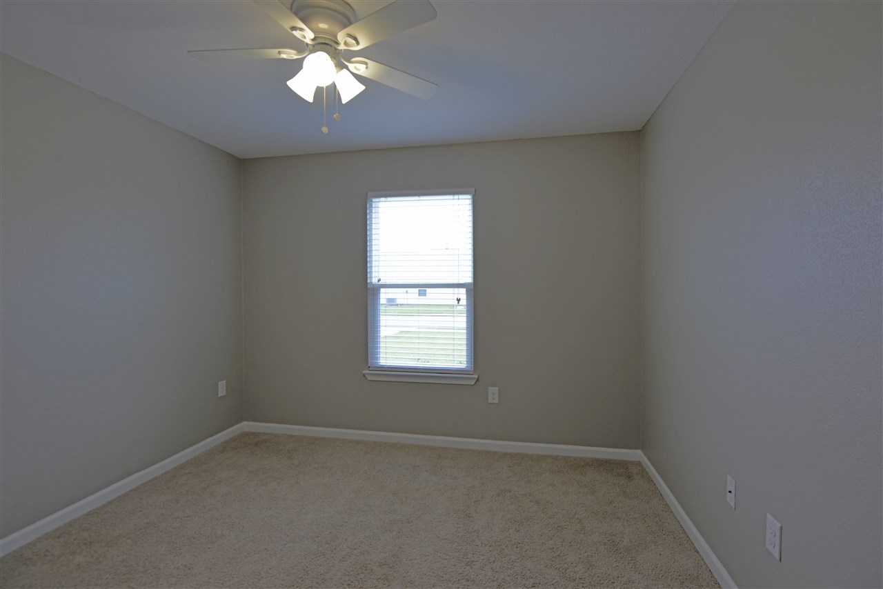 6990 Crimson Ridge Street Gulf Shores, AL 36542 - Photo 19 of 31 Bebroom