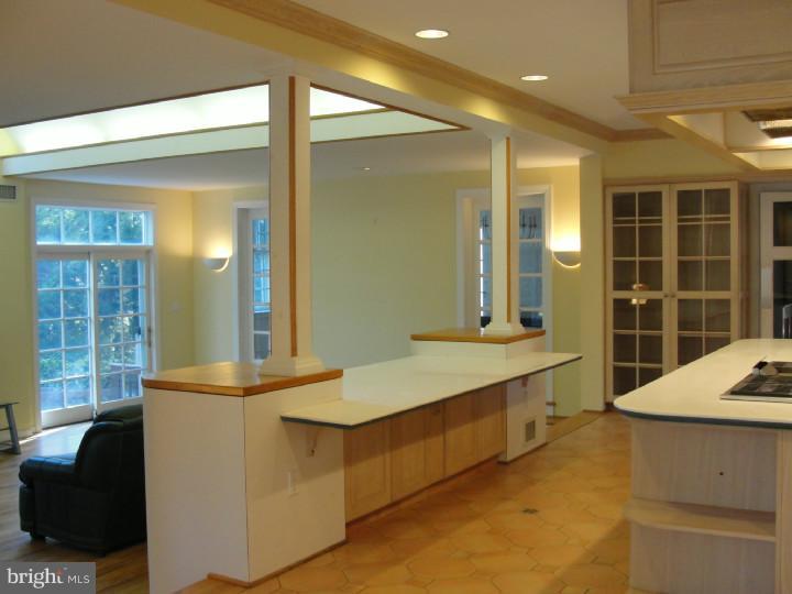 1717 County Line Road Villanova, PA 19085 - Photo 10 of 25 Kitchen