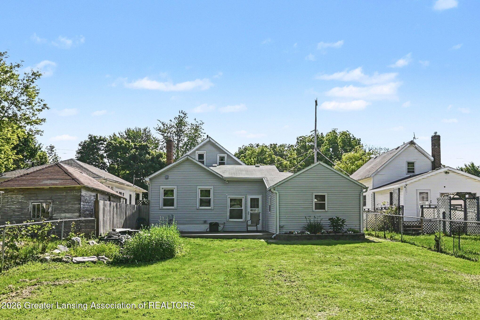 925 Clark Street Lansing, MI 48906 - Photo 24 of 27 024_file_6413