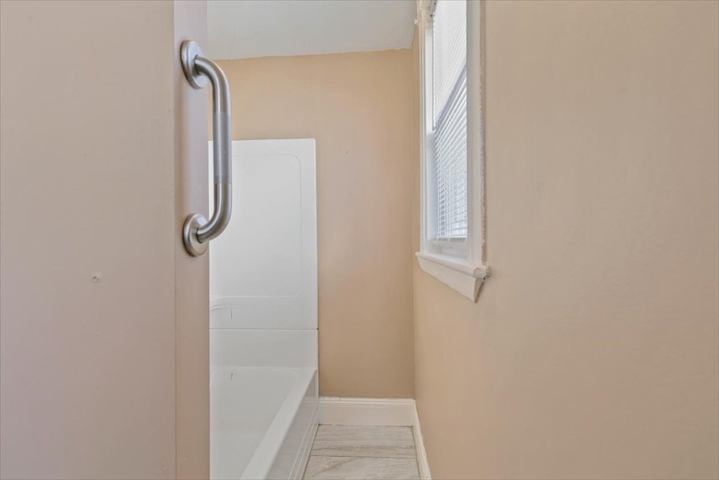 293 Albion Street Wakefield, MA 01880 - Photo 20 of 42