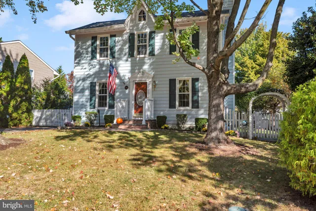 $515,000 | 1005 Hyde Park Drive, Annapolis, MD 21403