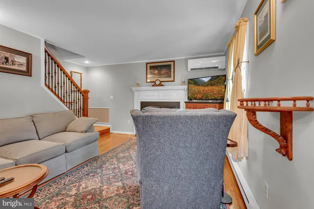 $515,000 | 1005 Hyde Park Drive, Annapolis, MD 21403