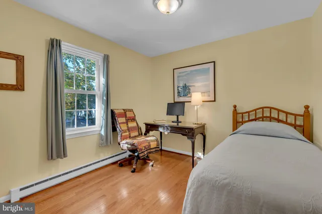 $515,000 | 1005 Hyde Park Drive, Annapolis, MD 21403