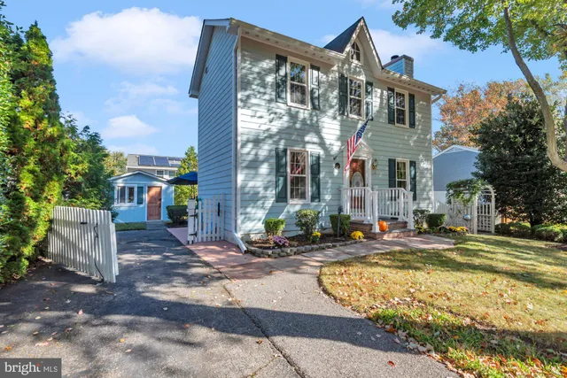 $515,000 | 1005 Hyde Park Drive, Annapolis, MD 21403