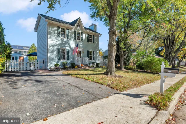 $515,000 | 1005 Hyde Park Drive, Annapolis, MD 21403