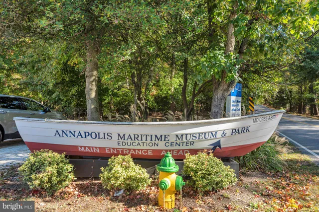 $515,000 | 1005 Hyde Park Drive, Annapolis, MD 21403