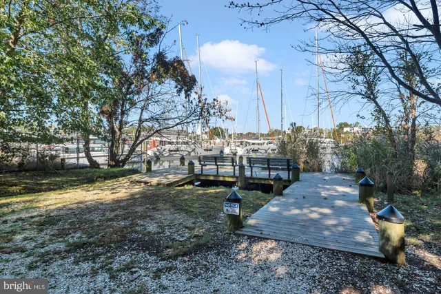 $515,000 | 1005 Hyde Park Drive, Annapolis, MD 21403