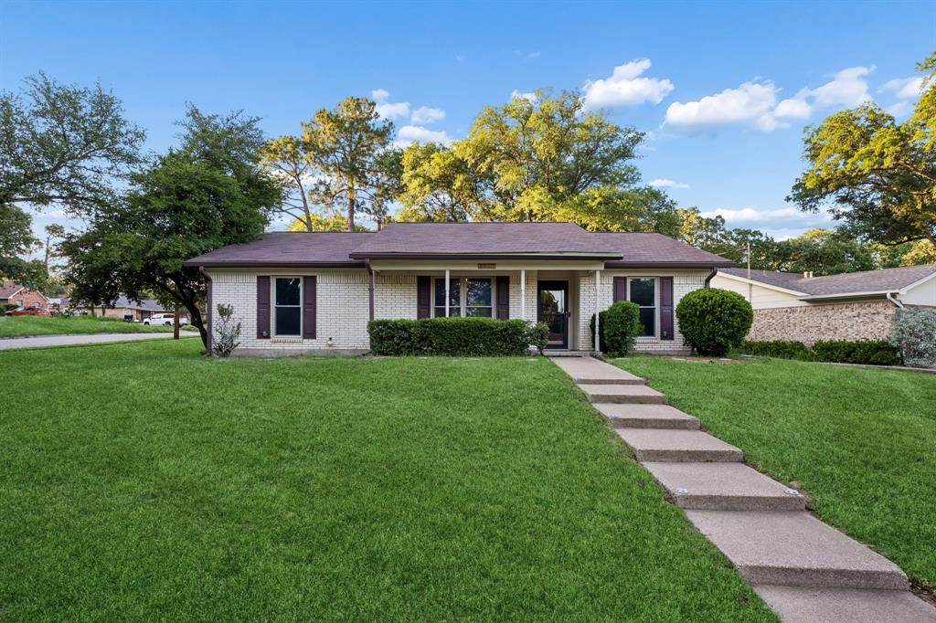 2617 Quail Ridge Irving, TX 75060 - Photo 1 of 17 Front of home
