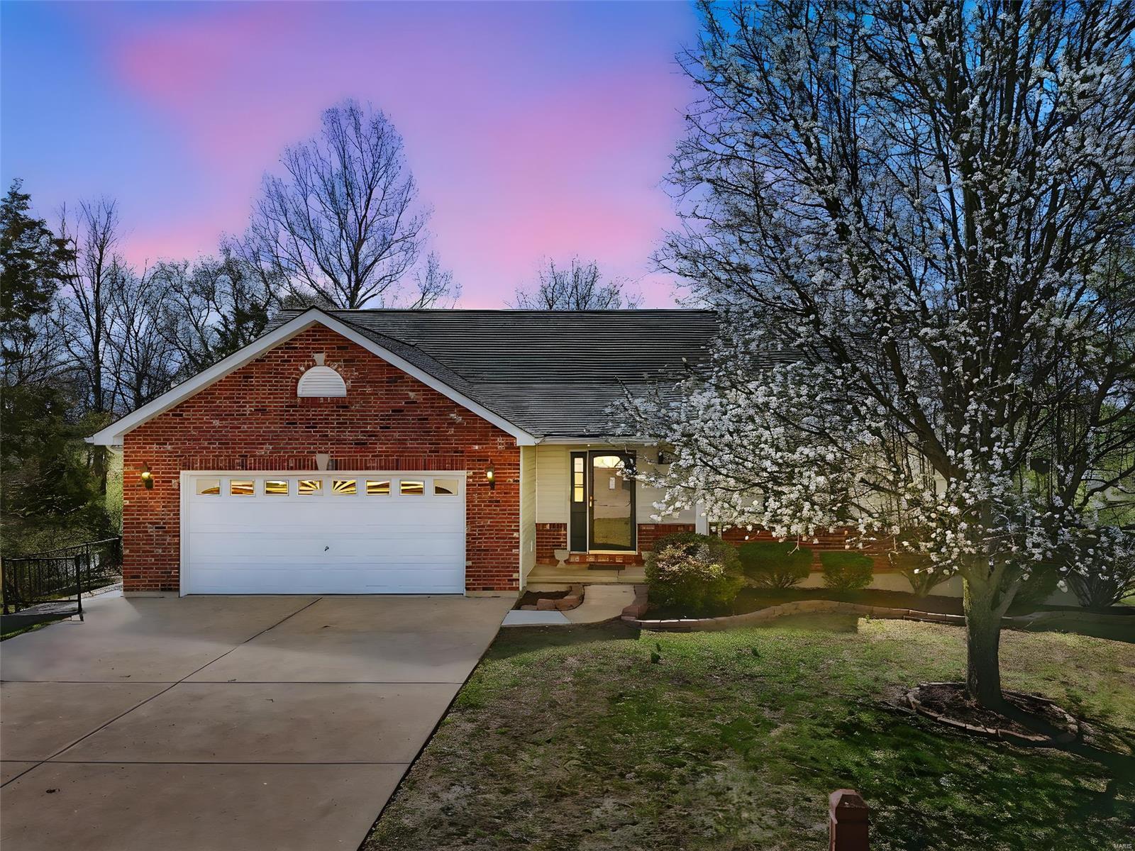 160 Stable Ridge Drive Troy, MO 63379 - Photo 1 of 27