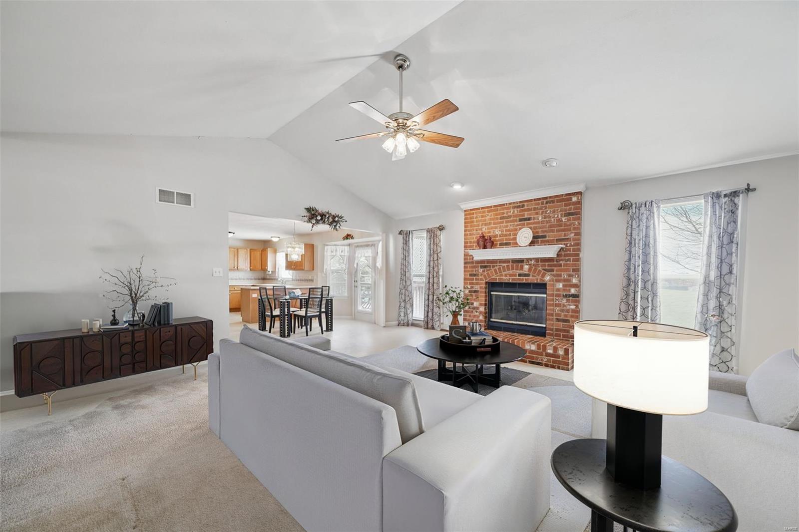 160 Stable Ridge Drive Troy, MO 63379 - Photo 3 of 27