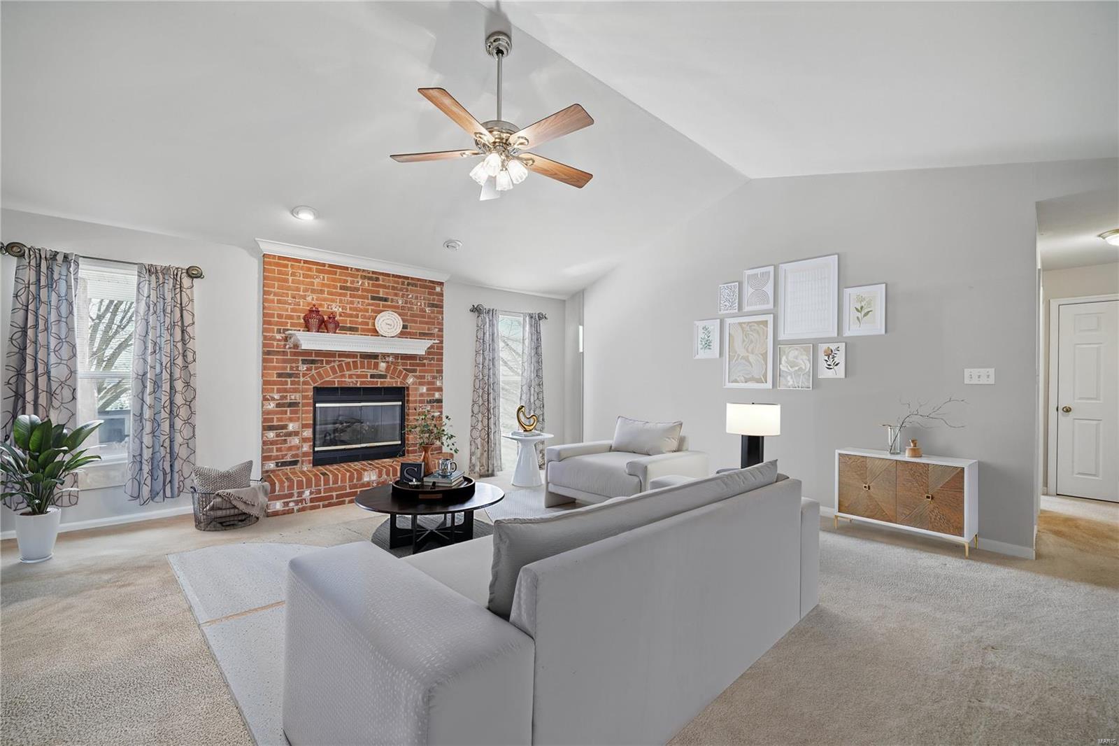 160 Stable Ridge Drive Troy, MO 63379 - Photo 4 of 27