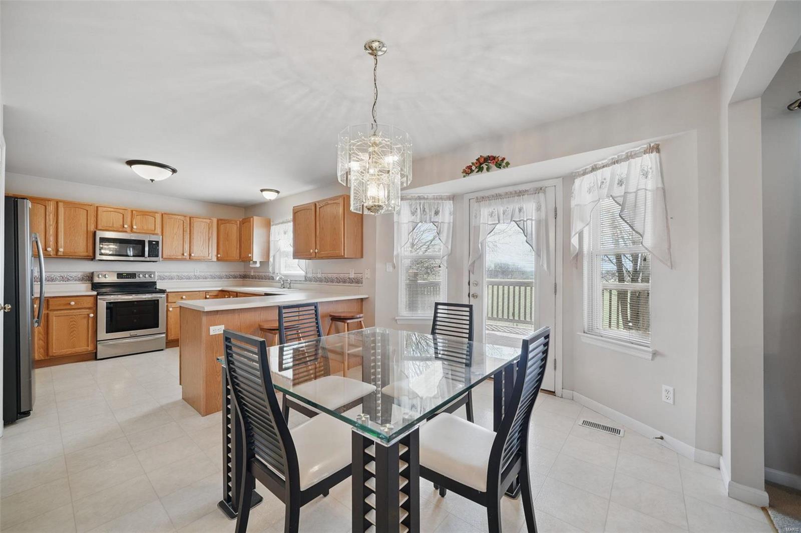 160 Stable Ridge Drive Troy, MO 63379 - Photo 5 of 27