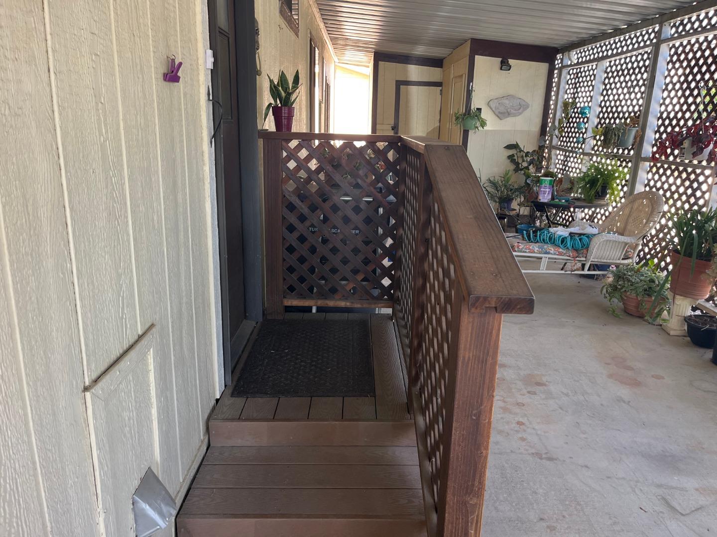 500 North Tully Road, Unit 39 Turlock, CA 95380 - Photo 29 of 32 a view of entryway