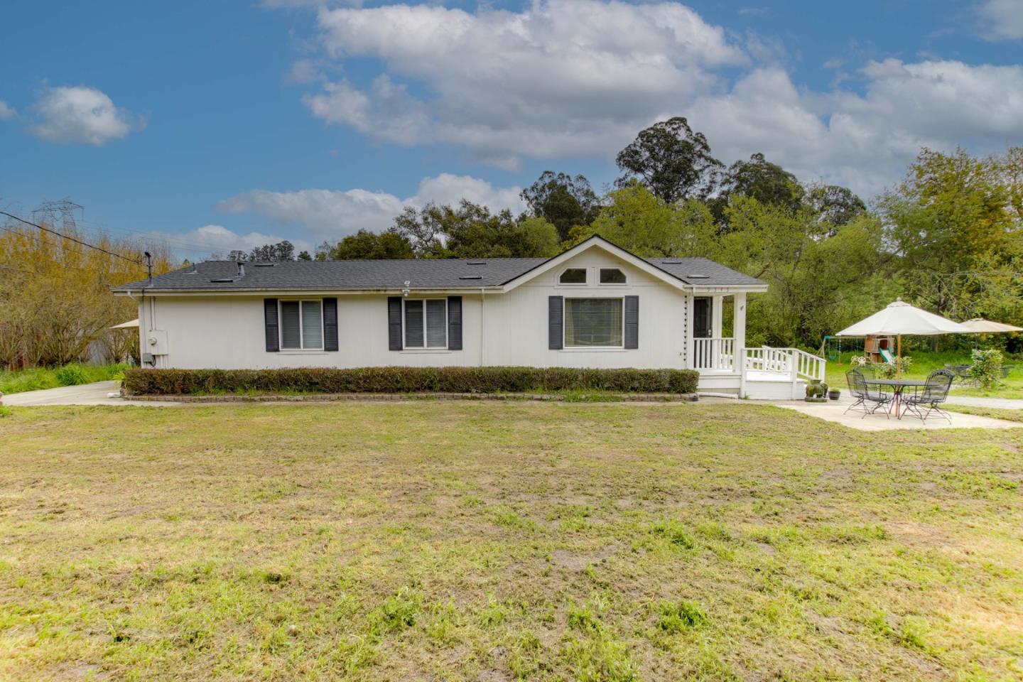 9345 Prunedale South Road Salinas, CA 93907 - Photo 5 of 26