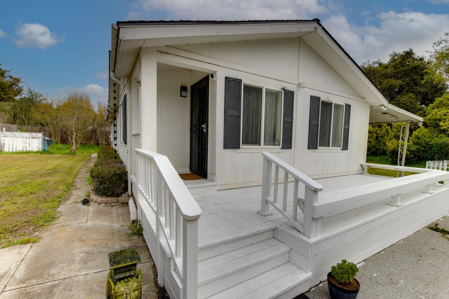 9345 Prunedale South Road Salinas, CA 93907 - Photo 7 of 26