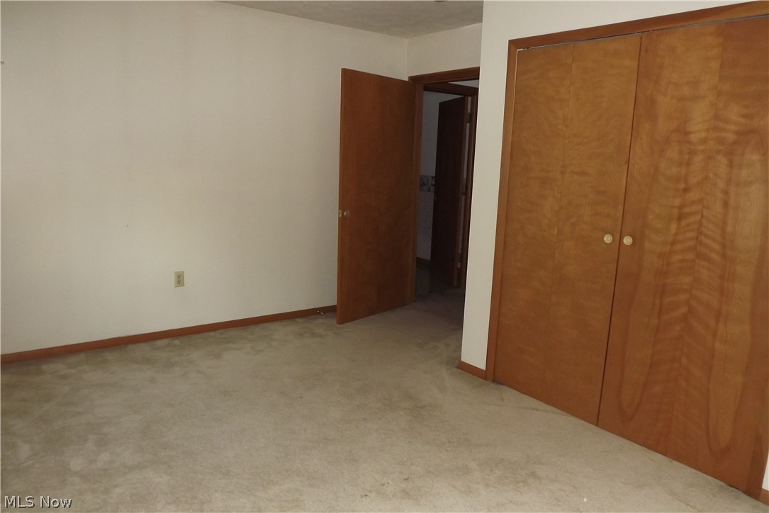 6445 State Road Cleveland, OH 44134 - Photo 14 of 20