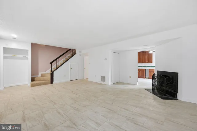 $325,000 | 7616 Woodbine Drive, Laurel, MD 20707