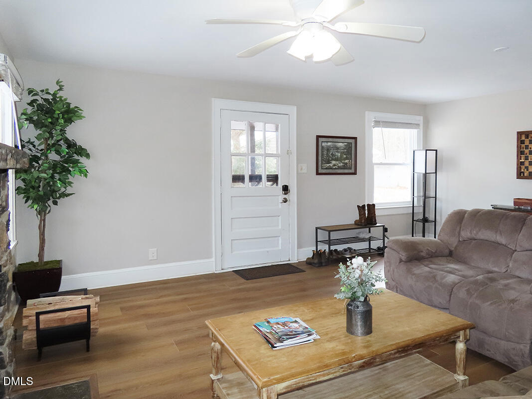 1724 Legion Road, Unit A Chapel Hill, NC 27517 - Photo 3 of 7 LR 2 furn