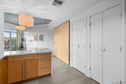 $479,000 | 801 Ash Street, Unit 405, San Diego, CA 92101