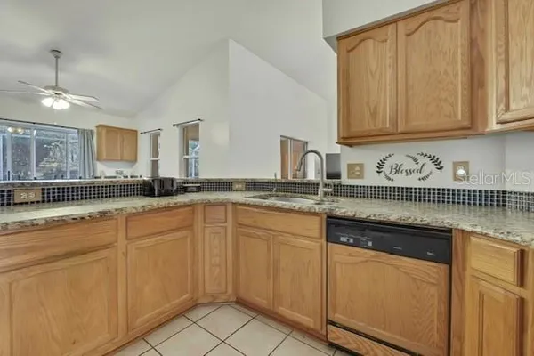 $550,996 | 340 East Savoy Street, Lecanto, FL 34461