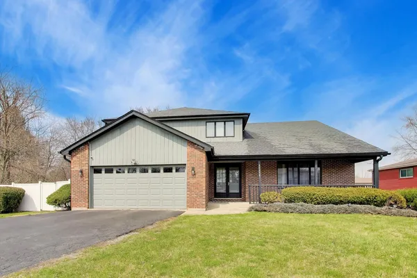 $447,000 | 3042 East Bending Creek Trail, Crete, IL 60417