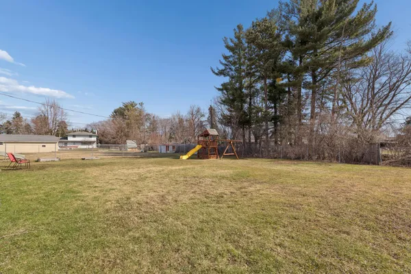 $300,000 | 1115 Sunnyside Drive, Farmington, MN 55024