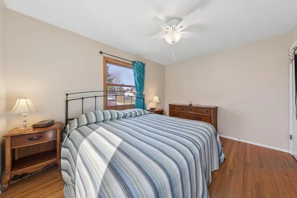 $300,000 | 1115 Sunnyside Drive, Farmington, MN 55024