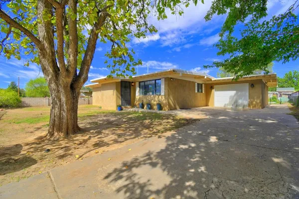 $265,000 | 1743 Van Court Southwest, Albuquerque, NM 87105