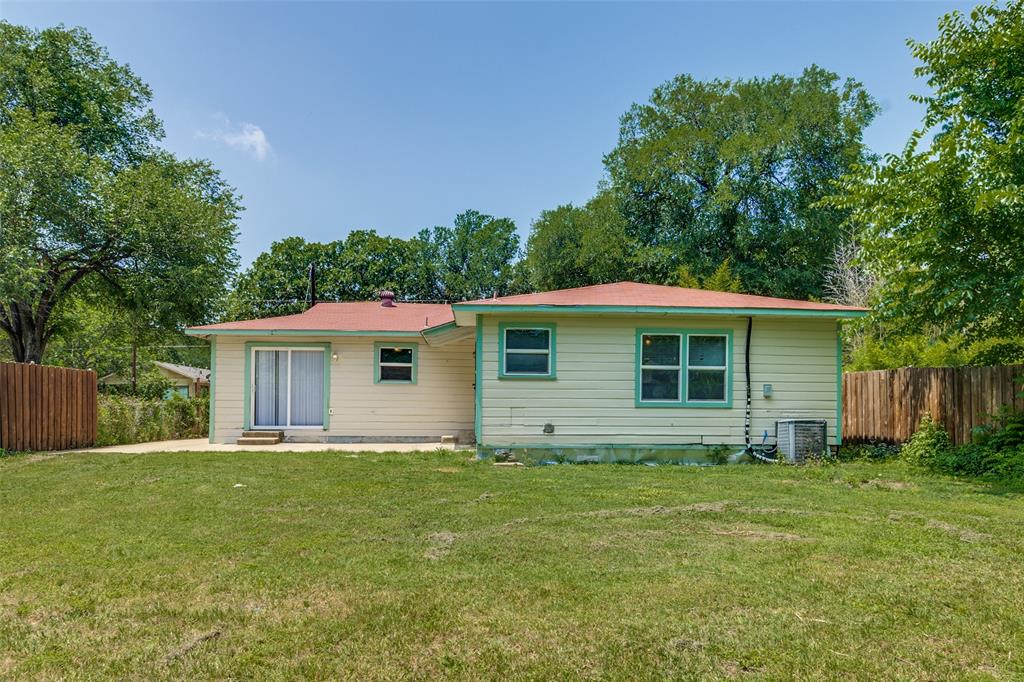 4022 Baker Avenue Dallas, TX 75212 - Photo 16 of 18 a view of a house of a front side with garden