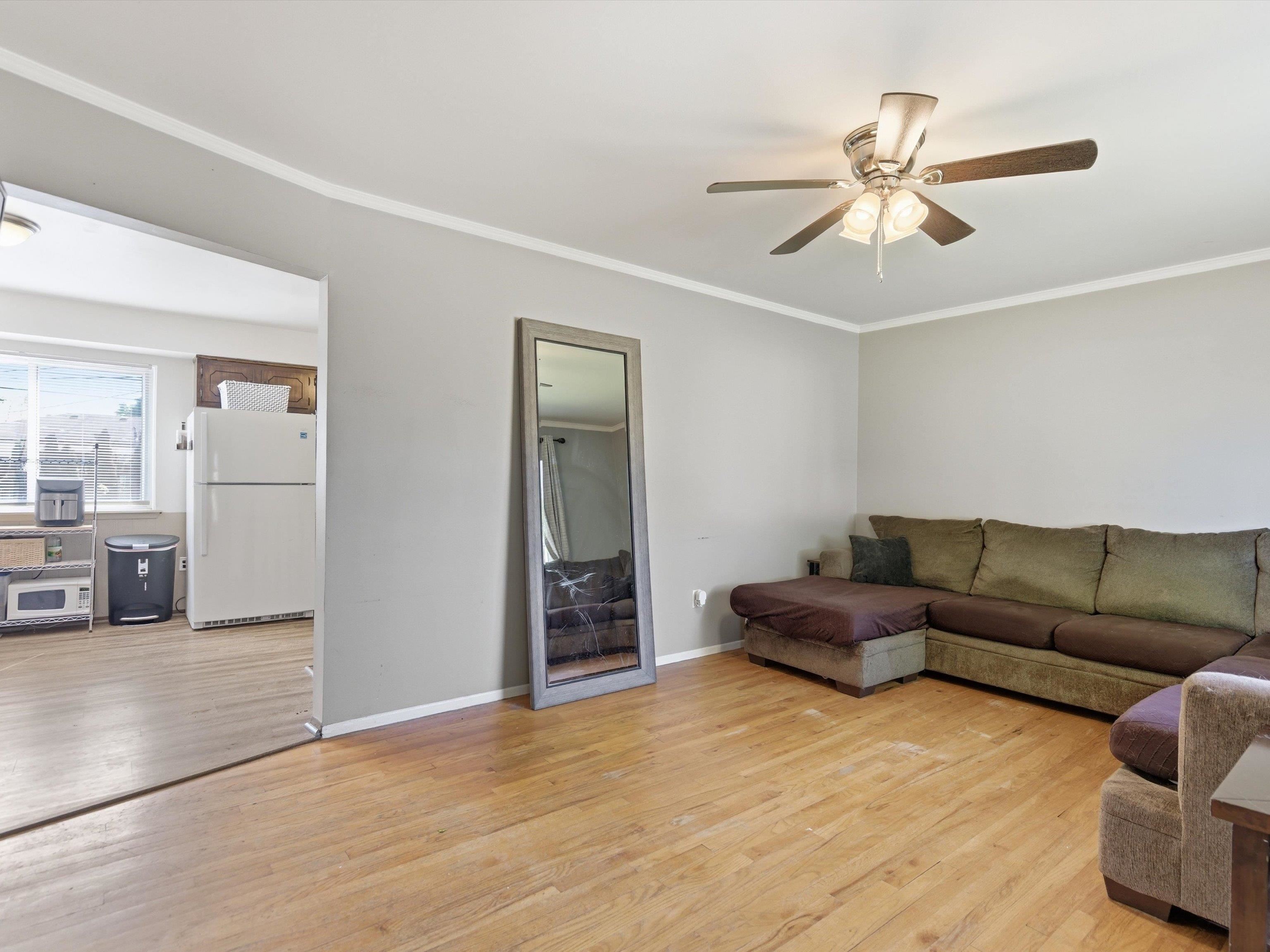 25542 Virginia Warren, MI 48091 - Photo 9 of 29