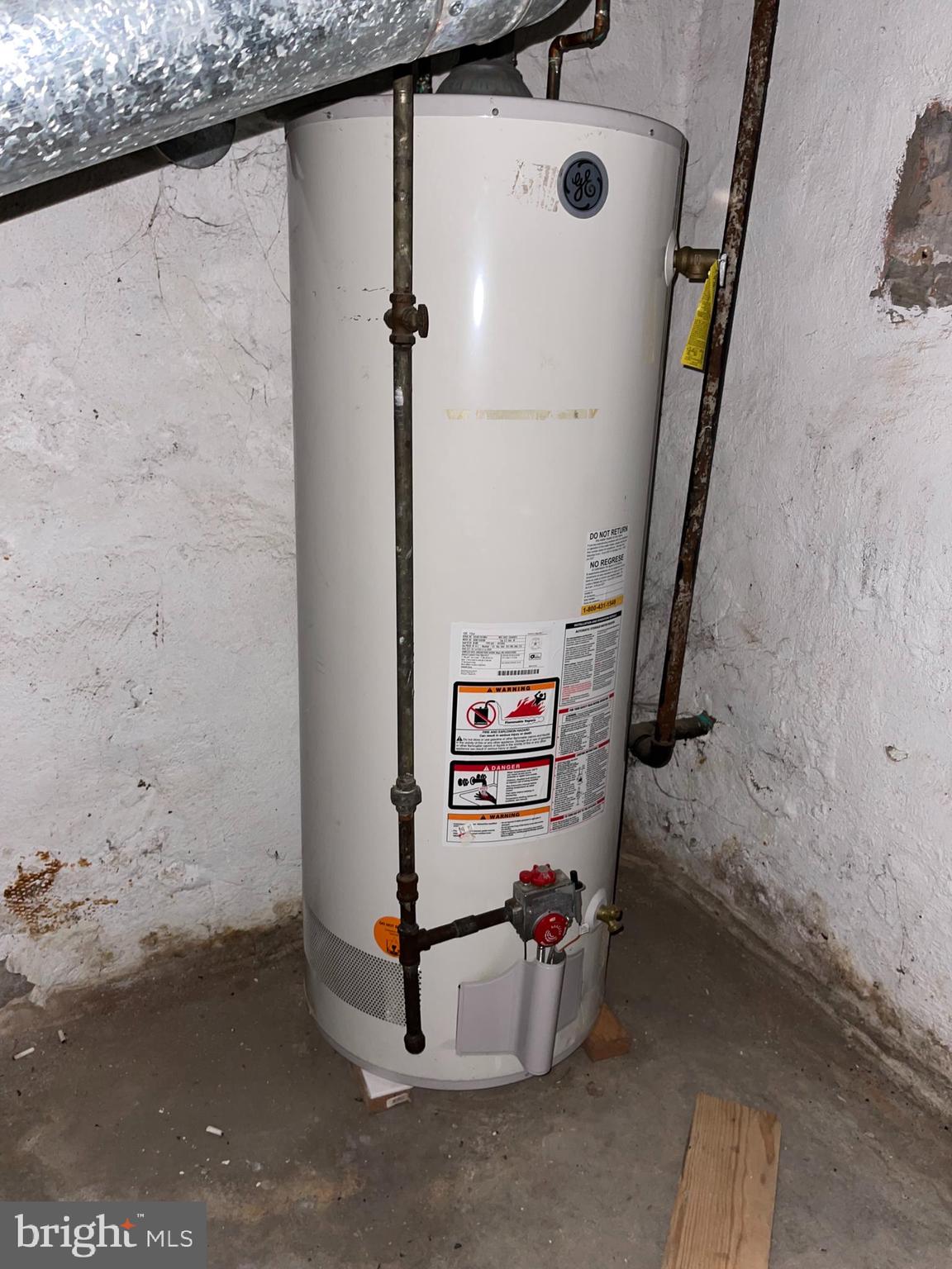 1105 West 8th Street Chester, PA 19013 - Photo 10 of 12