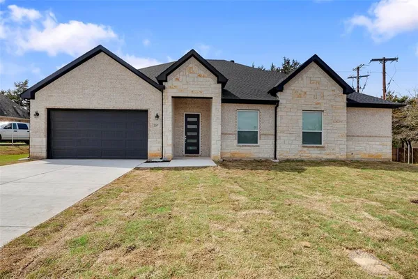 $490,900 | 2217 Peachtree Court, Denison, TX 75020