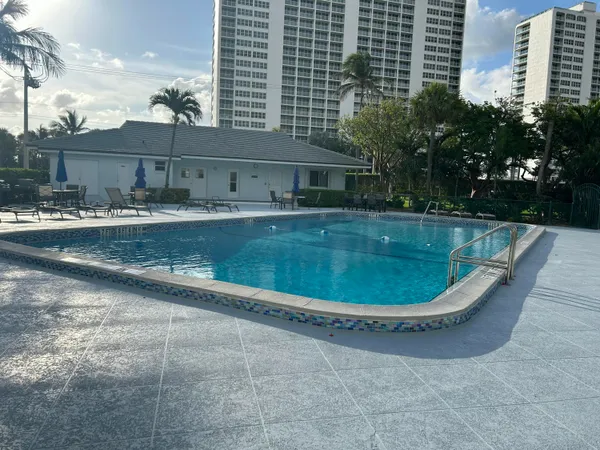 $2,750 | 2760 Banyan Road, Unit 25A, Boca Raton, FL 33432
