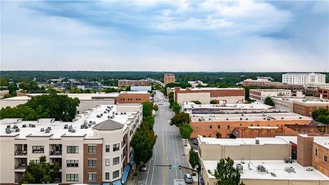 $234,900 | 155 East Broad Street, Unit 306, Spartanburg, SC 29306