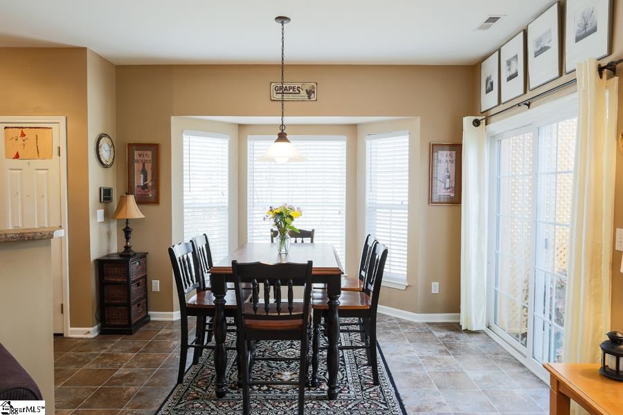 108 Ridgeleigh Way Simpsonville, SC 29681 - Photo 7 of 24 Gallery Image 7