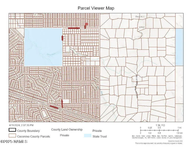 a black and white photo of a floor