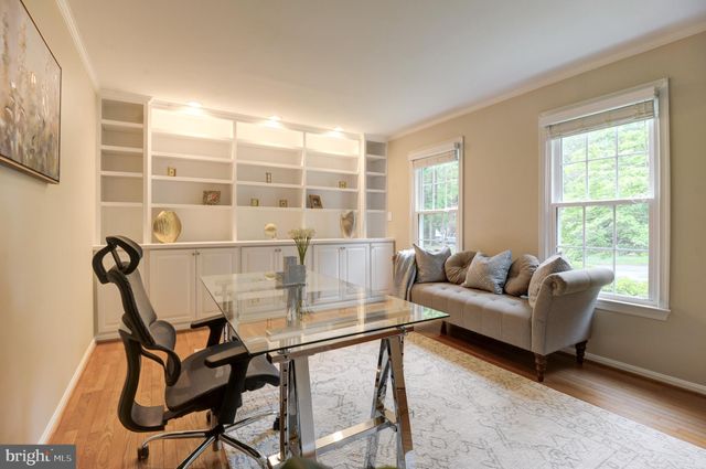 $1,315,000 | 11704 Flemish Mill Court, Oakton, VA 22124