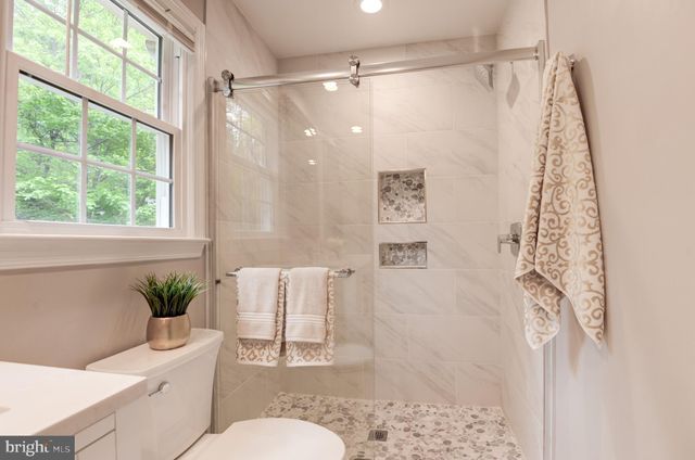 $1,315,000 | 11704 Flemish Mill Court, Oakton, VA 22124